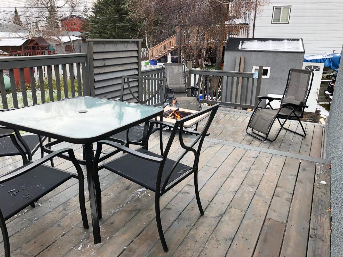 Polar Nights Acomodação com café da manhã Yellowknife Exterior foto